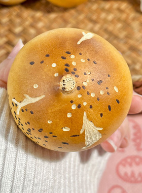 【工厂价】手工雕刻仿真蛋黄酥文玩葫芦创意手把件摆件礼物