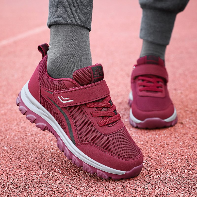 正牌足老人鞋官方正品女士秋冬季闰月妈妈鞋中老年轻便软底散步鞋,淘宝优惠券,粉丝福利购,淘宝优惠卷