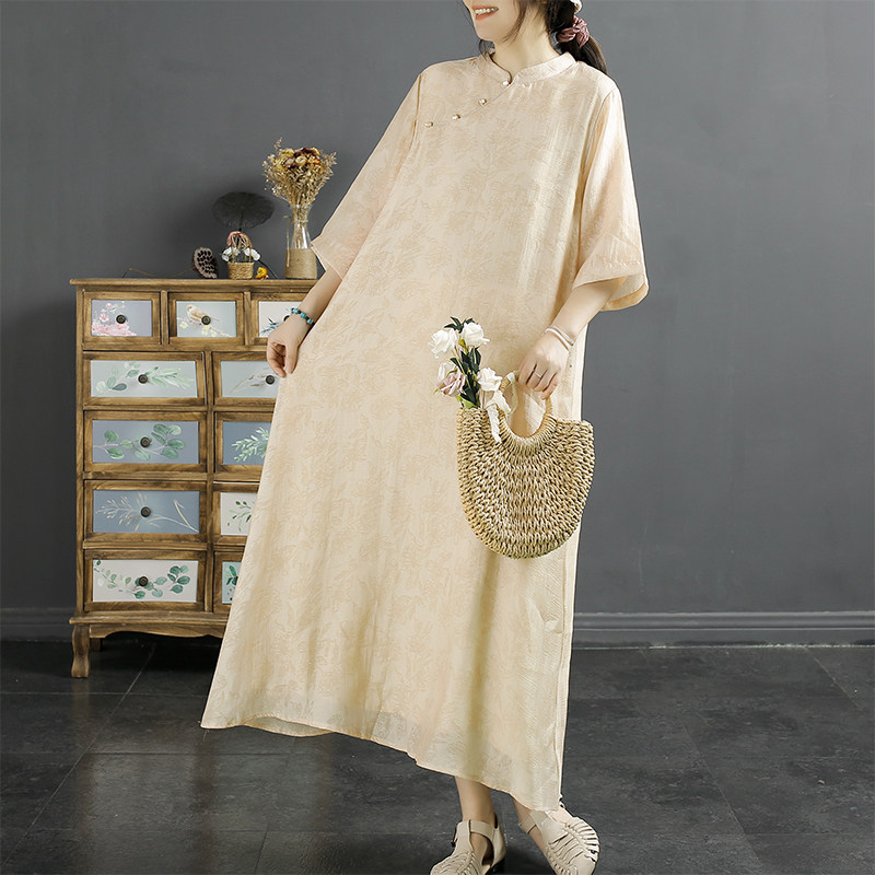  千秋飞燕连衣裙