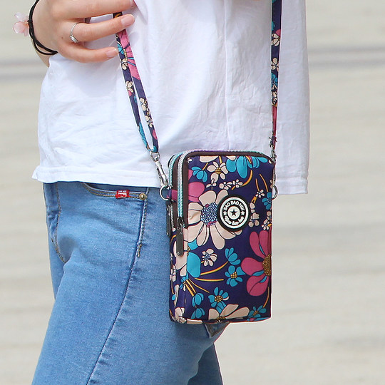 Women's mobile phone bag crossbody bag casual mini bag shoulder bag shoulder bag halter neck arm bag large capacity vertical wallet