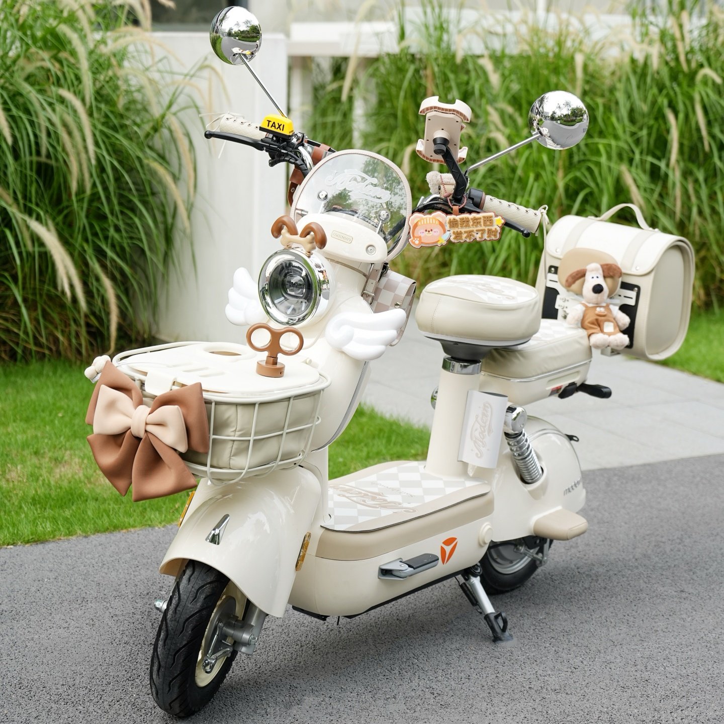 适用雅迪摩登莱茵80脚垫电动车防水防滑耐脏皮革脚踏垫复古坐垫套,淘宝优惠券,粉丝福利购,淘宝优惠卷