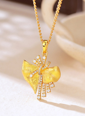 新款黄金色蝴蝶结项链女款鎏金錾刻小众设计时尚甜美锁骨链饰品