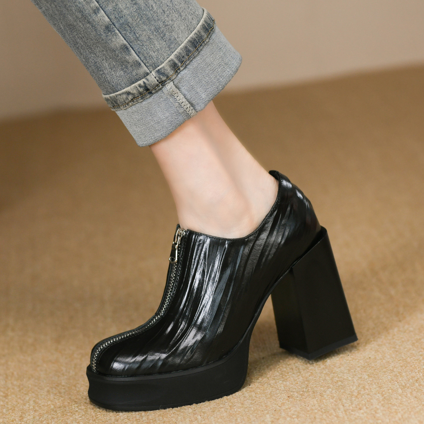 10cm秋季新款头层牛皮超高跟粗跟厚底方头时尚前拉链深口单鞋女,淘宝优惠券,粉丝福利购,淘宝优惠卷