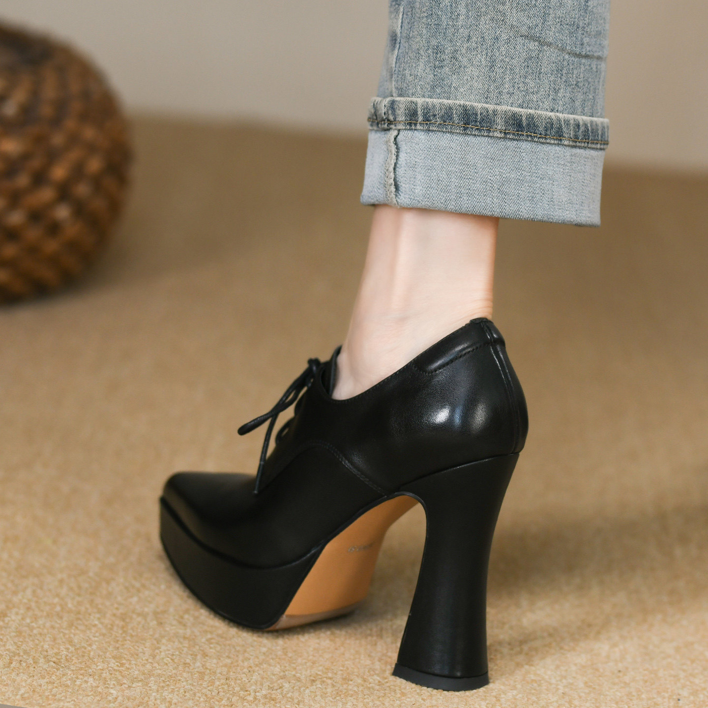 优雅深口尖头单鞋女粗跟秋季新款真牛皮系带防水台超高跟鞋女10cm,淘宝优惠券,粉丝福利购,淘宝优惠卷