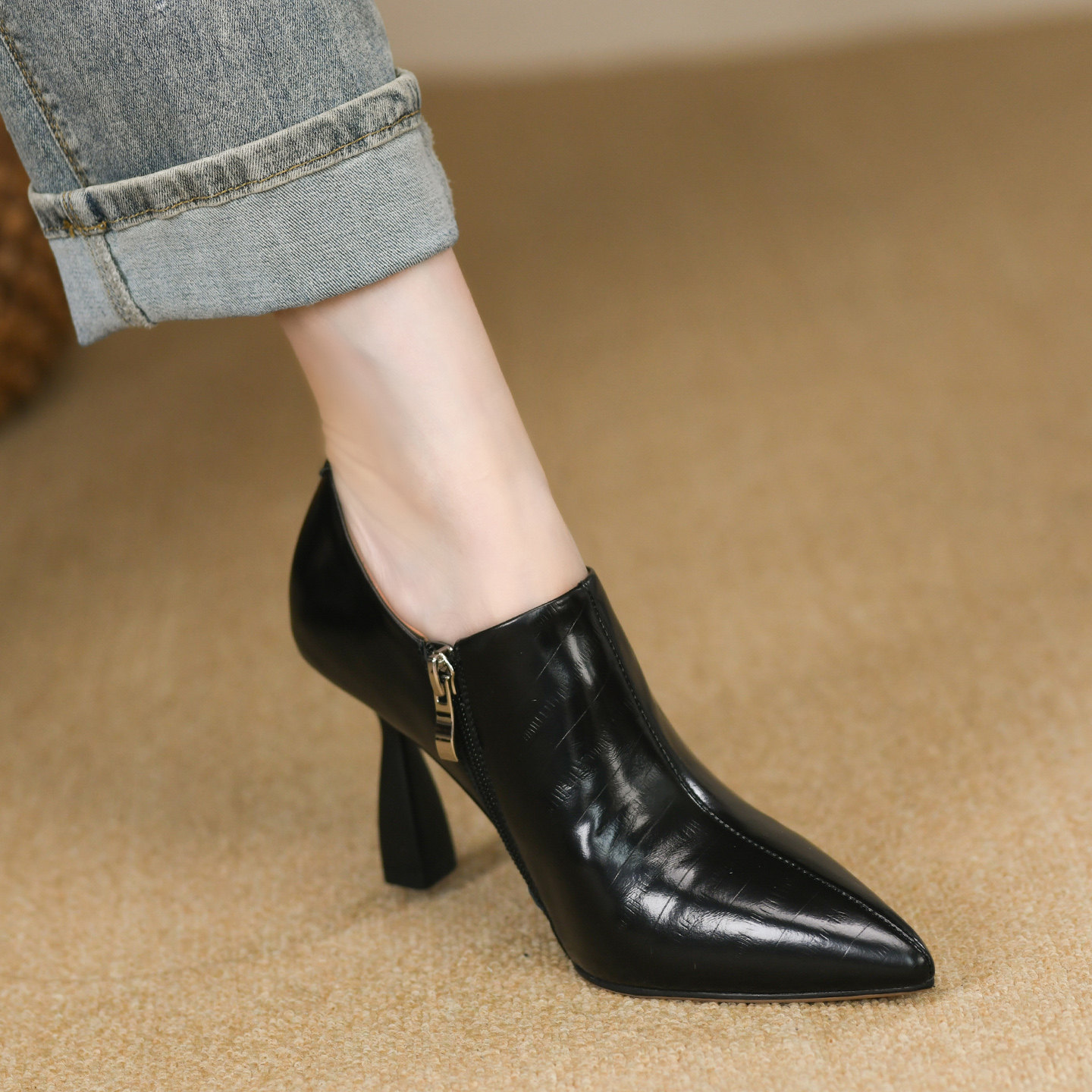 2025年秋季新款超高跟细跟头层牛皮复古尖头拉链深口单鞋女,淘宝优惠券,粉丝福利购,淘宝优惠卷