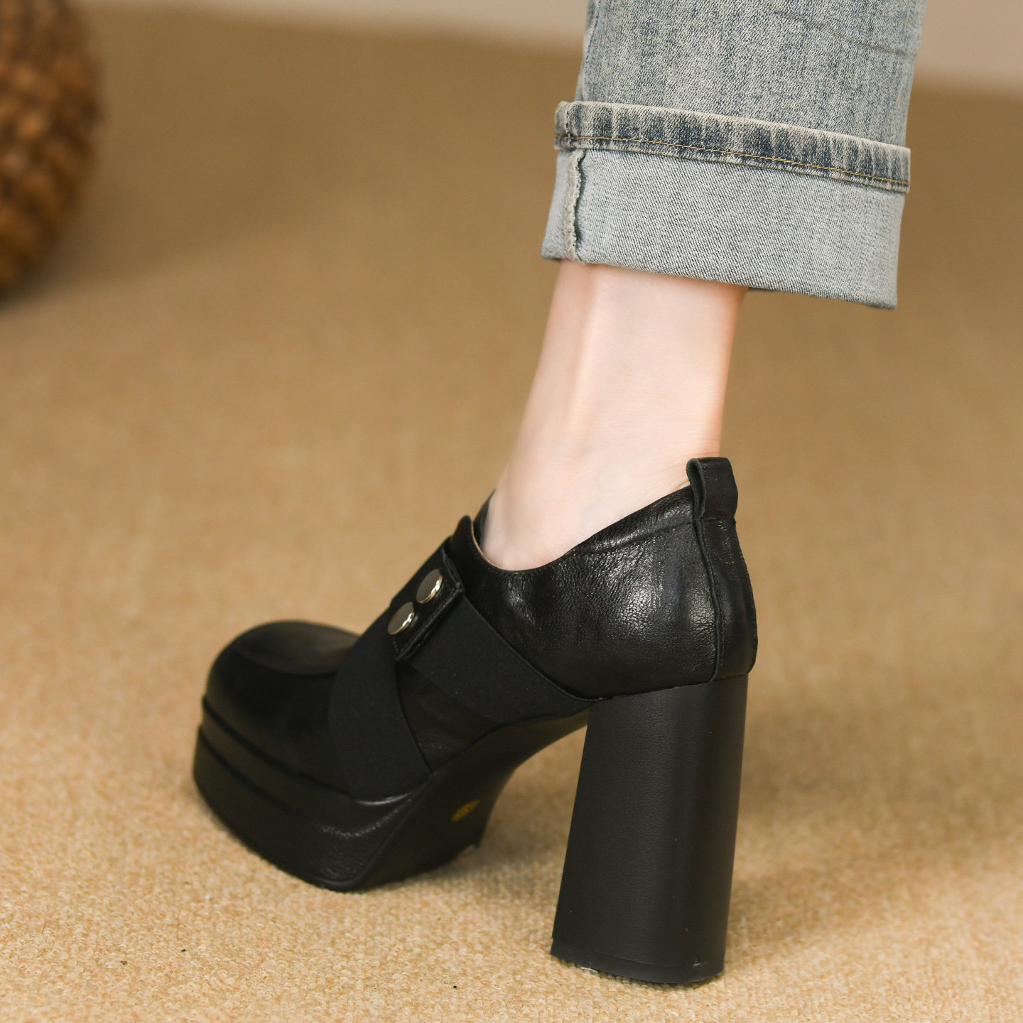 10cm超高跟鞋女秋季新款真皮交叉带防水台黑色深口方头单鞋女粗跟,淘宝优惠券,粉丝福利购,淘宝优惠卷