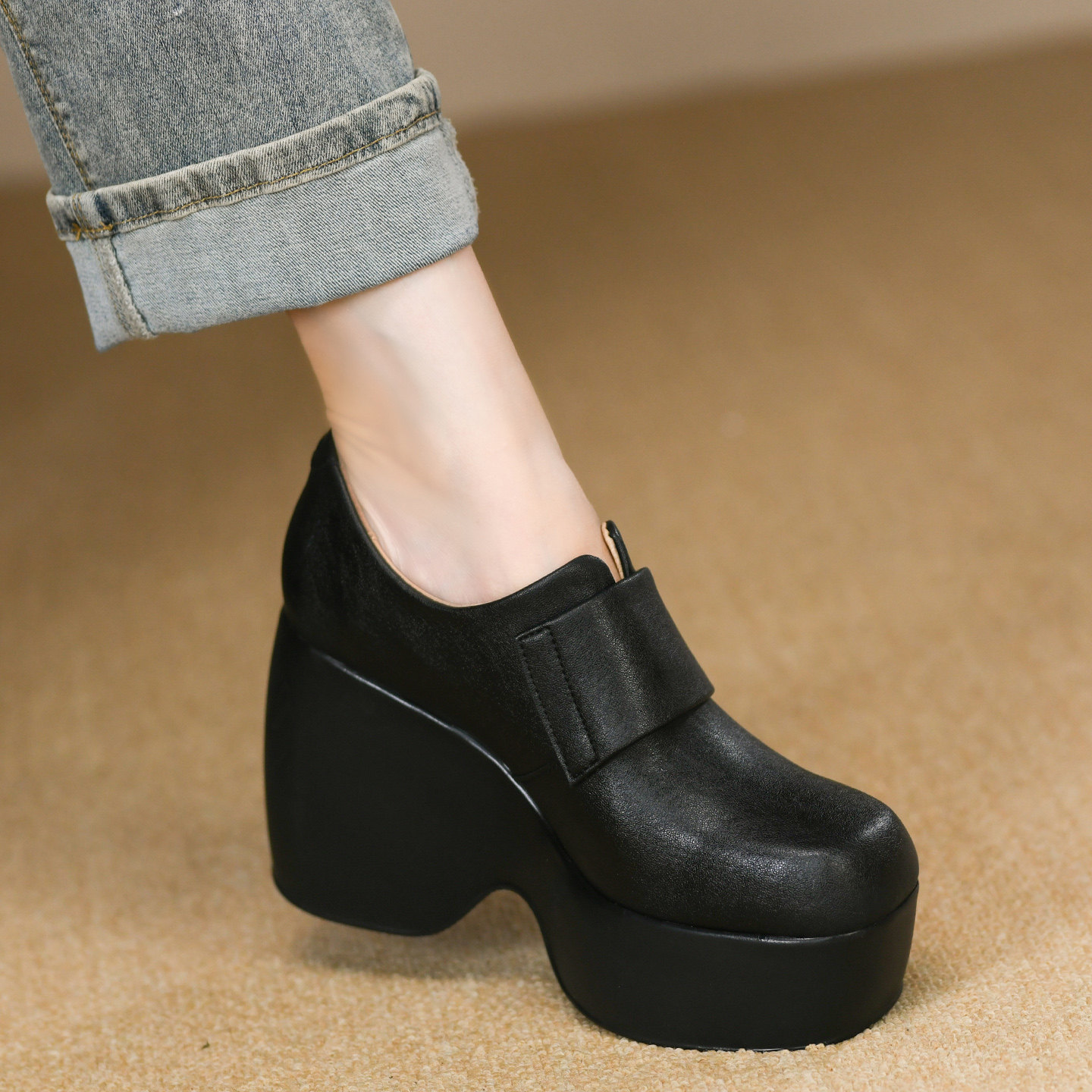 黑色英伦深口单鞋女粗跟秋季新款真牛皮魔术贴防水台高跟鞋女10cm,淘宝优惠券,粉丝福利购,淘宝优惠卷