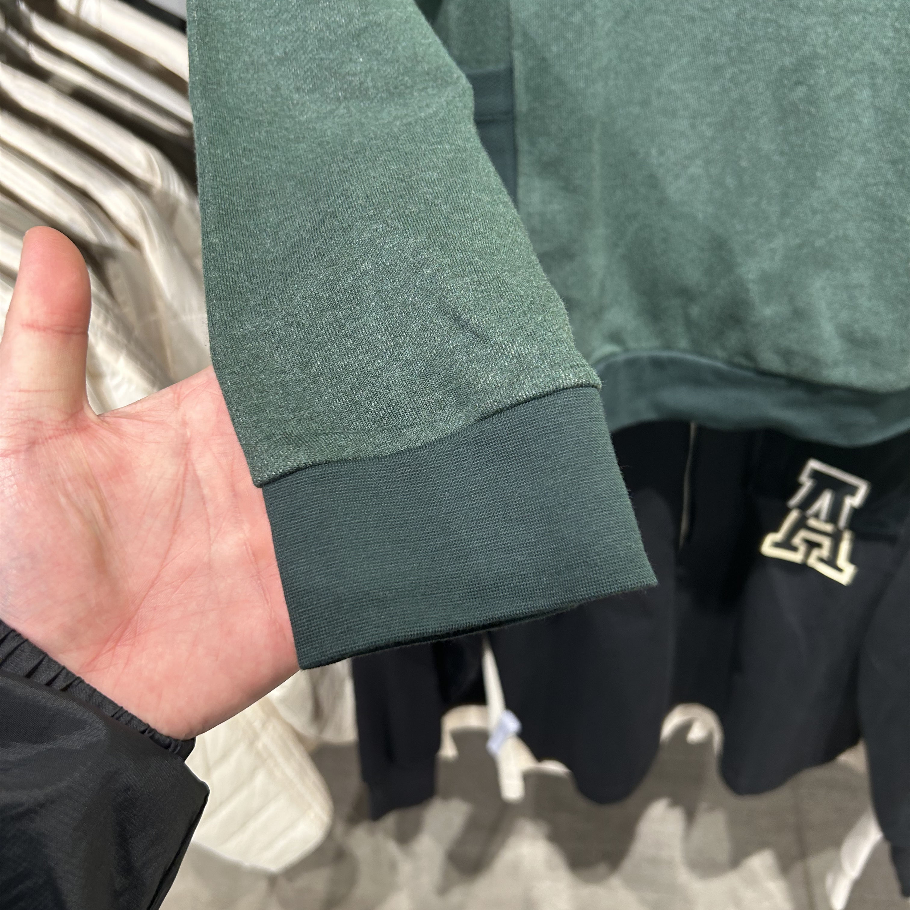 正品Adidas/阿迪达斯男子运动休闲训练长袖圆领套头衫卫衣 HG3262 - 图1