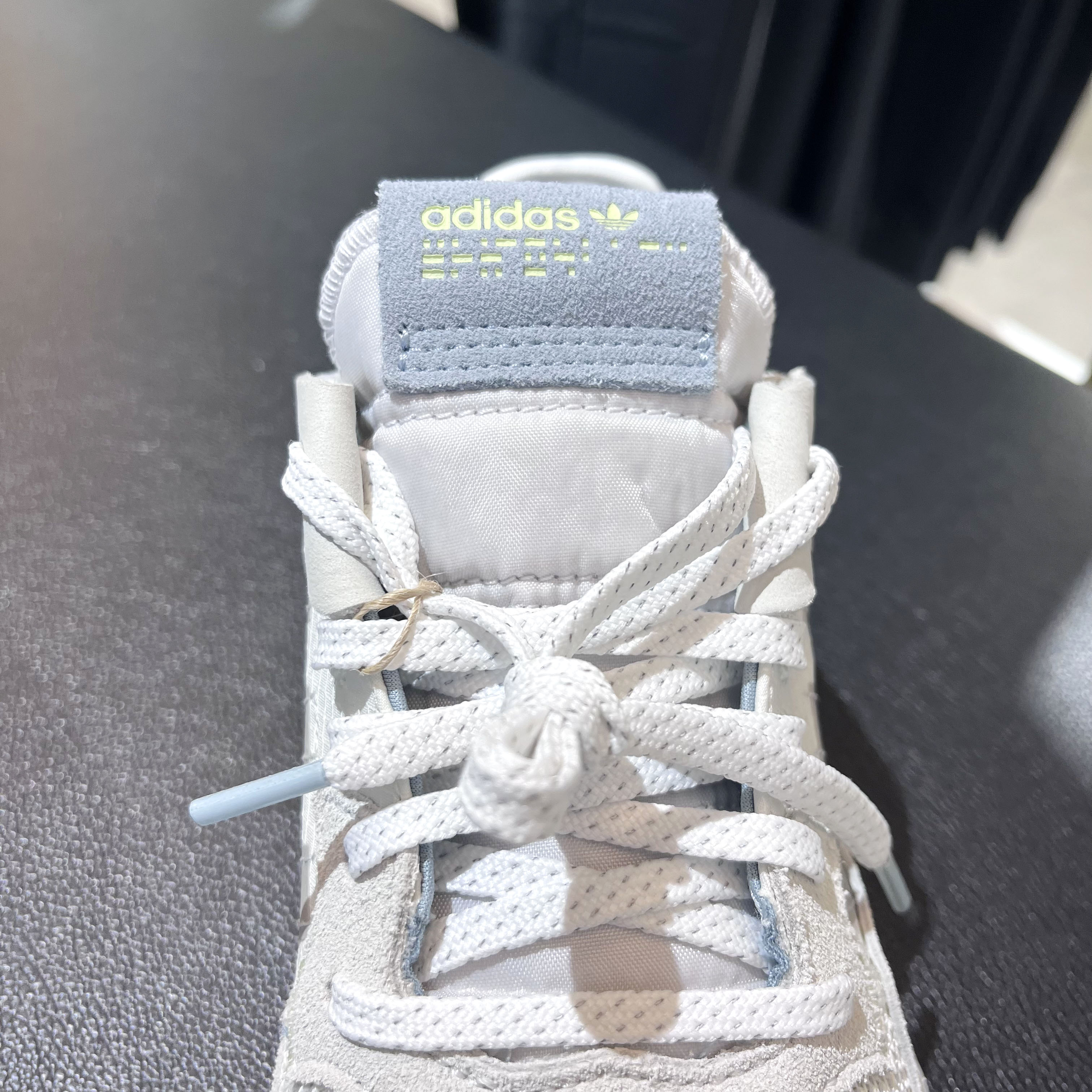 正品Adidas/阿迪达斯三叶草新款女子缓震耐磨运动休闲鞋 IF0419 - 图2