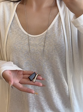 不规则木质吊坠三角檀木项链女