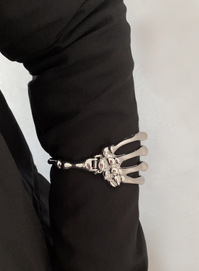 欧美金属个性骷髅鬼爪子手镯男女