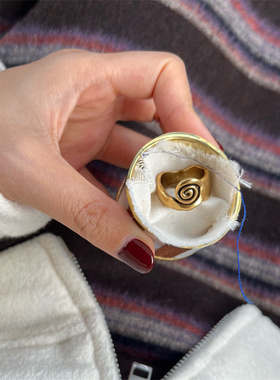 minicyber女黄铜复古戒指