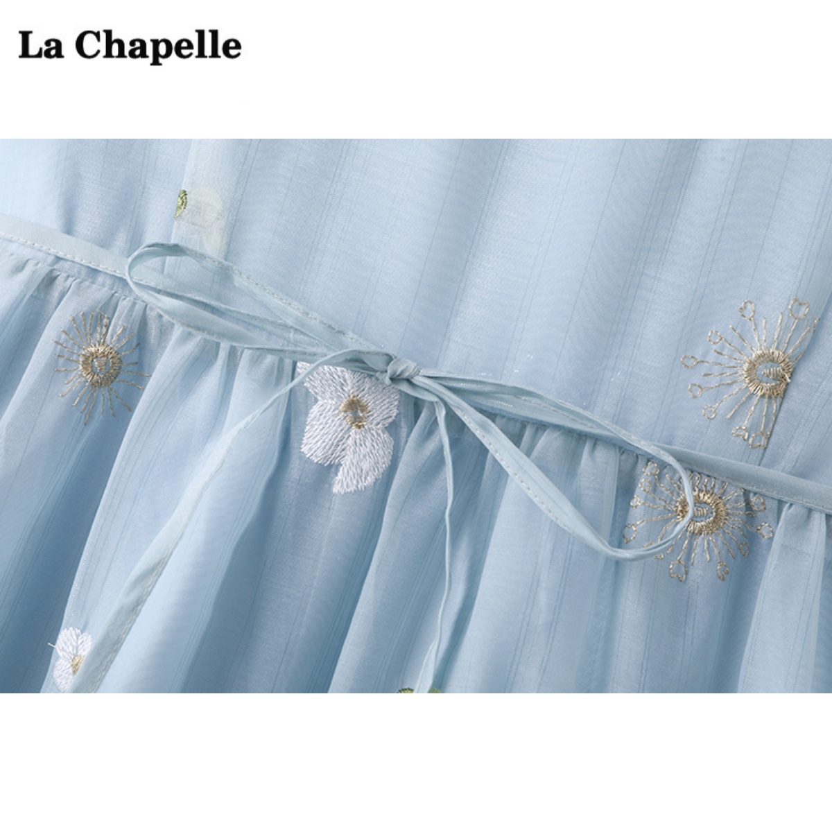 拉夏贝尔/La Chapelle刺绣碎花短袖连衣裙女夏V领收腰中长款裙子