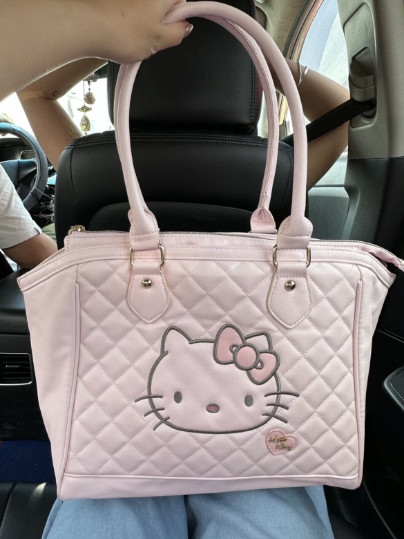 中古HelloKitty托特包可爱甜妹软皮单肩手提包女大容量外出旅行袋