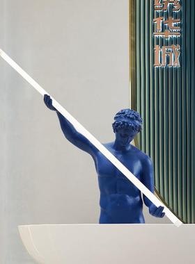 创意抽象人物雕塑摆件样板房售楼处酒店玄关客厅艺术灯饰装饰品