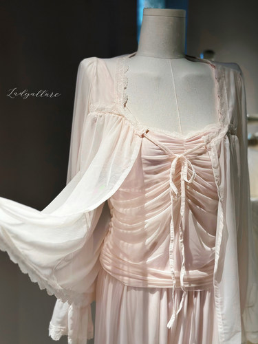 「LA」娇香伊人*法式丝带外衫睡衣舒适带胸垫甜美温柔家居服套装 - 图0