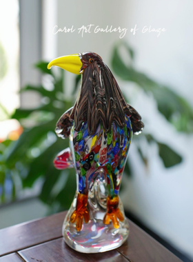 卡罗尔人间遗珠万花雄鹰琉璃摆件