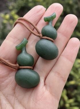 和田玉葫芦吊坠.新疆和田玉福瓜挂件.天然和田玉葫芦男女项链玉坠