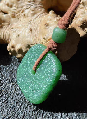 和田玉方块碧玉吊坠.天然碧玉平安立体挂件方糖籽料吊坠复古男女