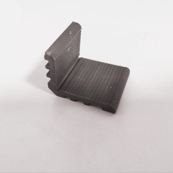 32角托玻璃垫块 塑钢断桥铝铝合金门窗玻璃垫片 塑料垫片调扇垫片 - 图2