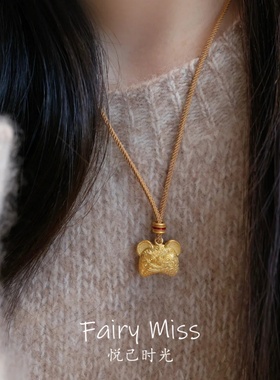 小布萌老虎金色立体编织吊坠项链