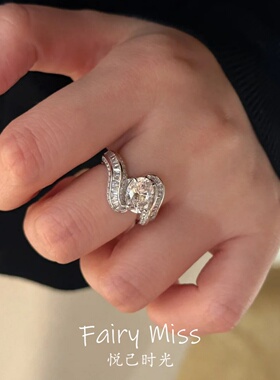 钢琴键闪钻老银色小众轻奢食指戒