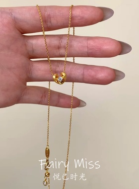 金色碎碎冰爱心拉丝磨砂吊坠项链