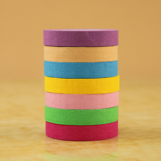 Лента для пальцев Qingge обладает хорошей липкостью и подходит для экзаменов и воспроизведения ленты Guzheng.