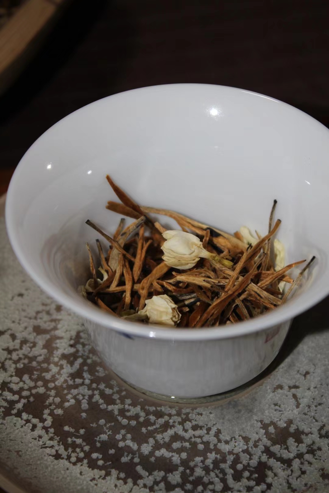 茉莉金针五窨茉莉花茶蜜香型茶叶新茶云南滇红茉莉花茶礼盒装