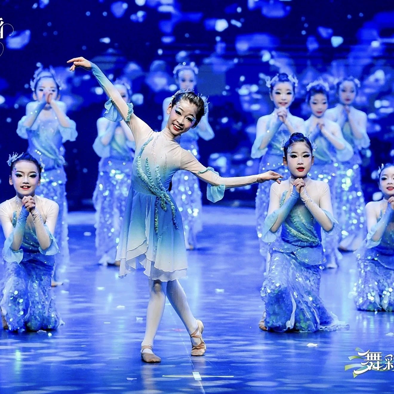 逐浪奏鸣曲唧唧鱼儿跃表演服傣族儿童古典舞亮片鱼尾裙演出服群舞,淘宝优惠券,粉丝福利购,淘宝优惠卷