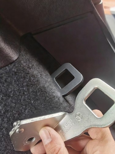 适用于新款奔驰GLC260/E300后排座椅倾斜角度调节改装无损安装 - 图0