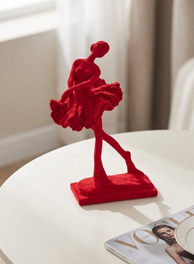 红色丝绒芭蕾舞者雕塑摆件礼物