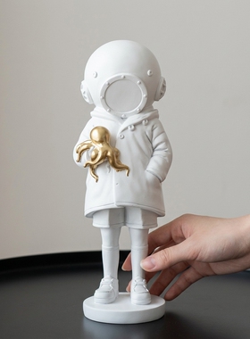 现代家居宇航员树脂桌面摆件
