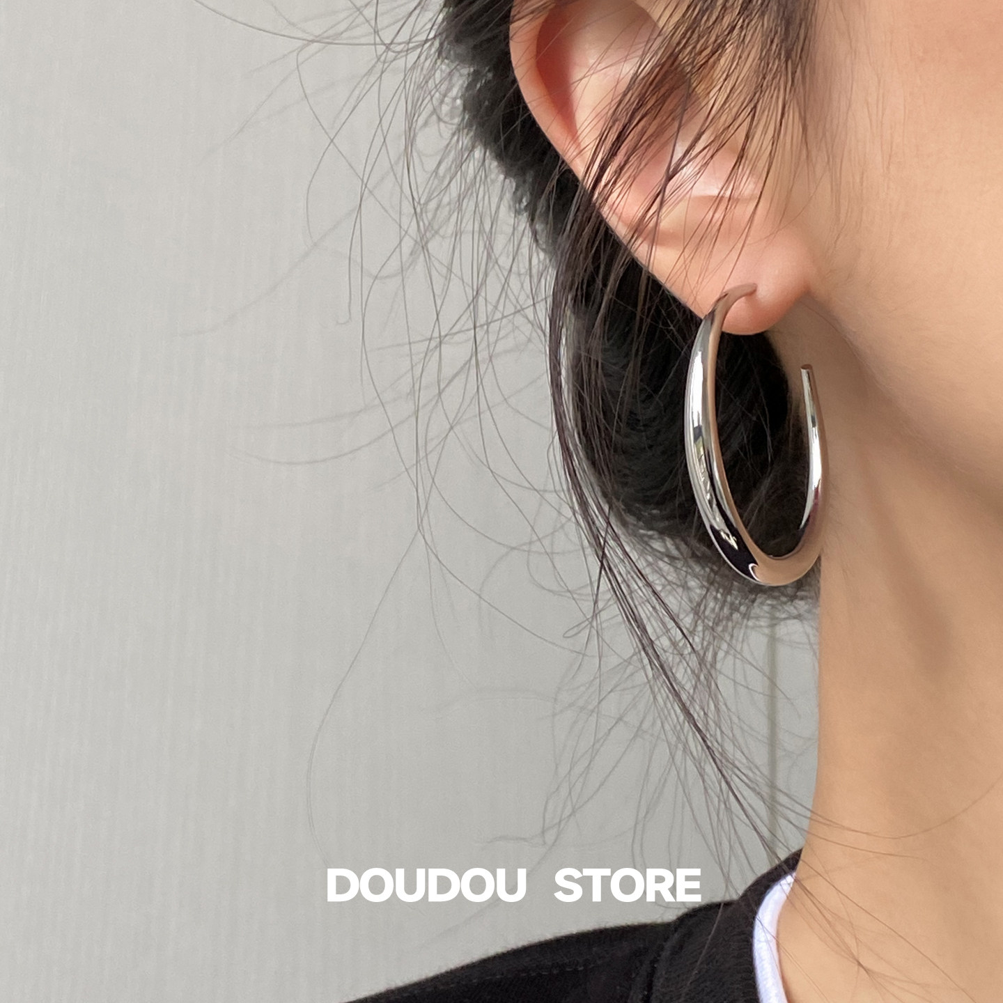 【新品88折】925银针简约好质感c圈耳环显脸小欧美酷飒耳圈女,淘宝优惠券,粉丝福利购,淘宝优惠卷