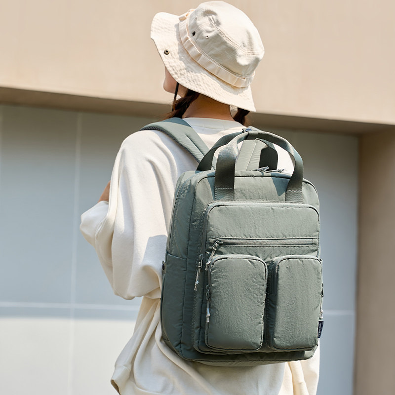 2025冬新款！专柜正品通勤防水双肩包男女大容量旅行背包轻便书包,淘宝优惠券,粉丝福利购,淘宝优惠卷