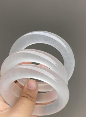 天然高冰白月光石英岩玉镯女生礼物送证书礼盒