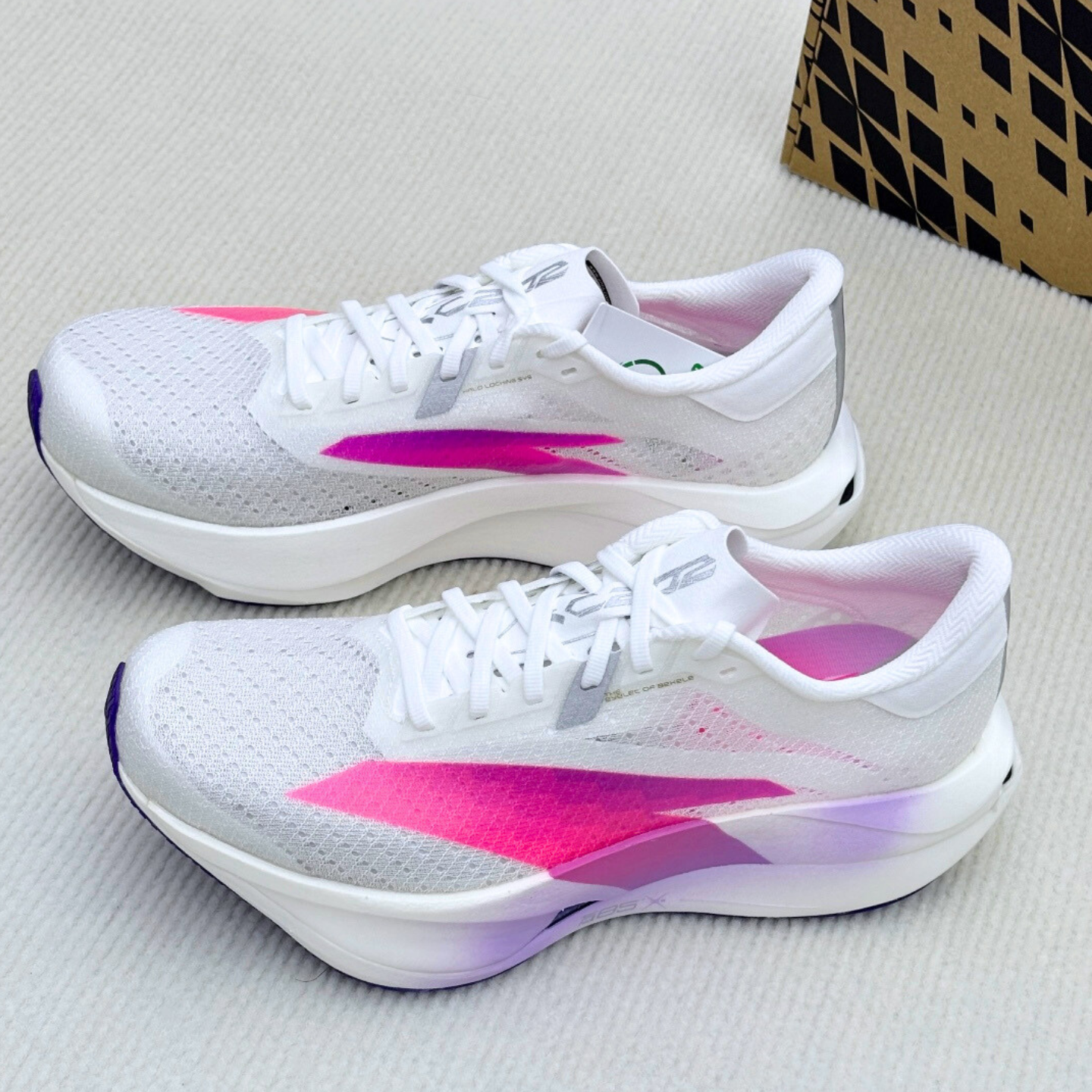 安踏 C202 7代涅槃专业竞速碳板跑鞋新款男轻量运动鞋112545575,淘宝优惠券,粉丝福利购,淘宝优惠卷