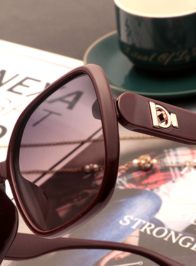 时尚简约大脸显瘦墨镜高级感红色