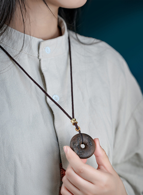 菩萨棋九分沉老料观音平安扣吊坠