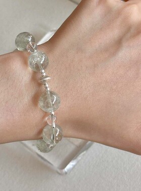 天然绿萤石白水晶手链女清新简约设计感单圈水晶手串送礼物手饰