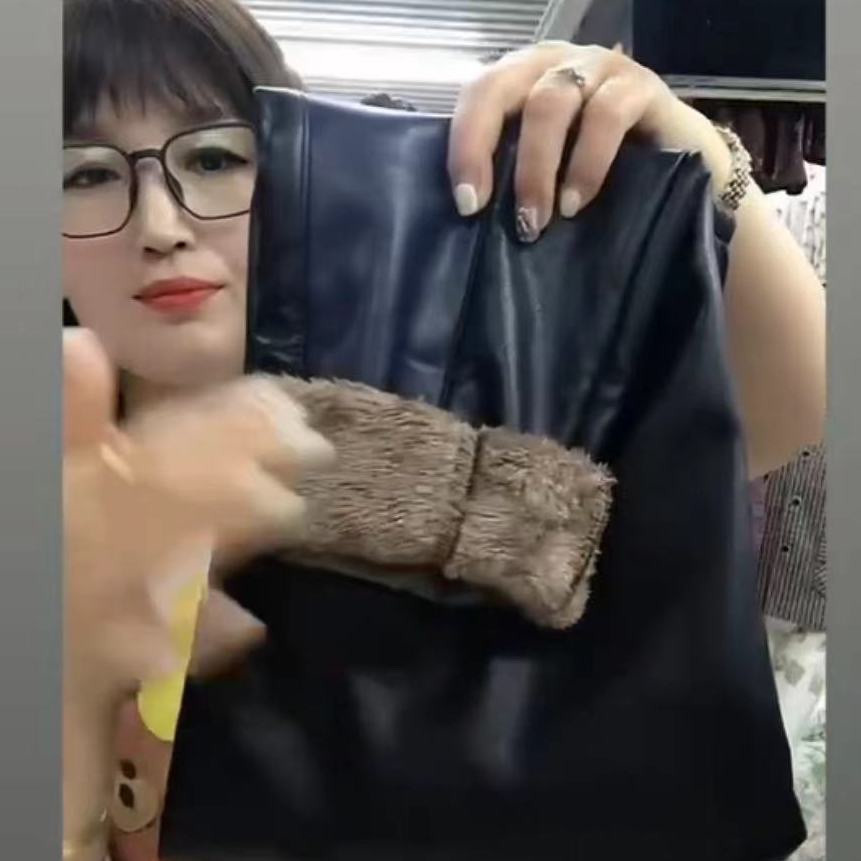 2025秋冬休闲显瘦百搭PU女裤加绒女皮裤不加绒抗风直筒束脚PU女裤,淘宝优惠券,粉丝福利购,淘宝优惠卷