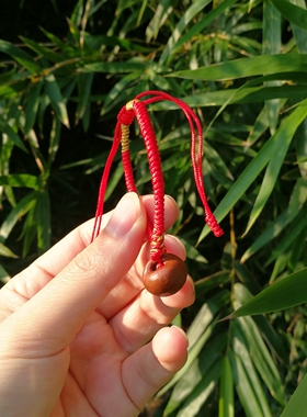 野生桃核手工雕刻光面桃筐红手链