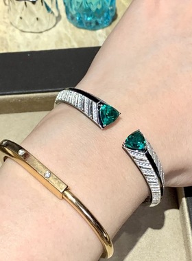 S925纯银复古宫廷三角形绿钻双头仿祖母绿开口手镯中古手环