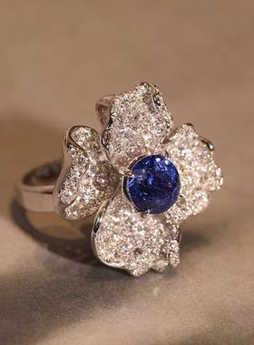 宴会气质优雅蓝宝石花朵戒指