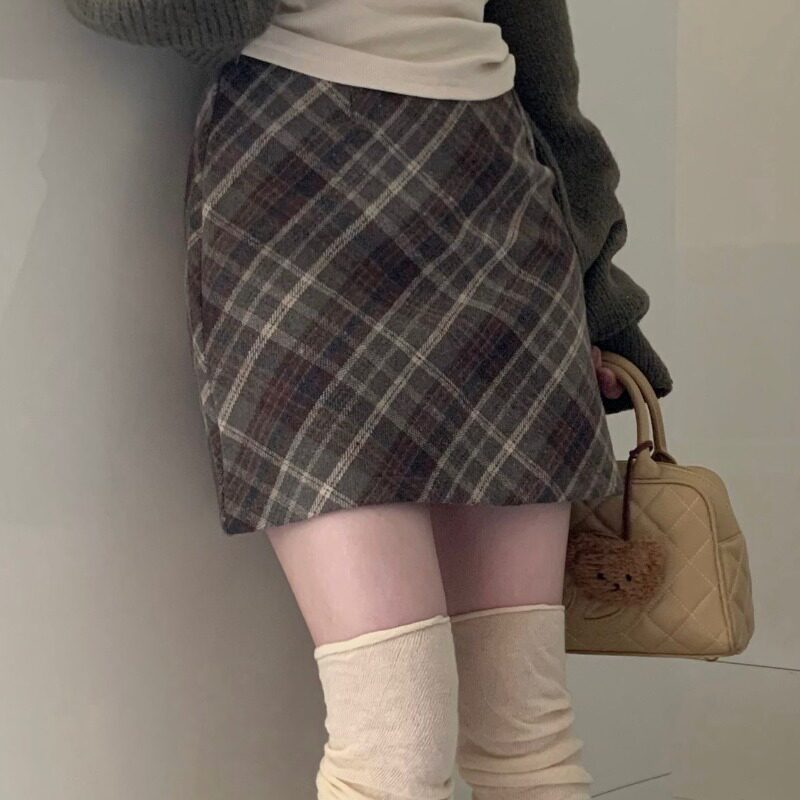 胖妹妹洋气复古百搭学生撞色菱格半身裙大码女装修身毛呢A字短裙,淘宝优惠券,粉丝福利购,淘宝优惠卷