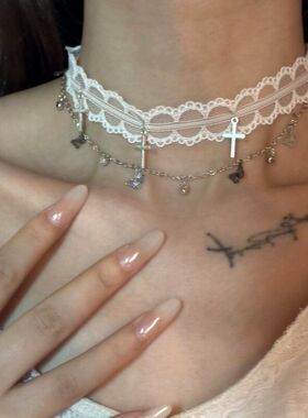 白色蕾丝花边choker十字架蝴蝶吊坠短款颈带少女心项圈洛丽塔配饰