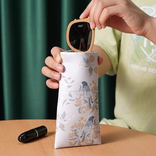 Automatic closing makeup bag glasses storage bag open and close coin wallet card bag lipstick storage bag shrapnel storage bag