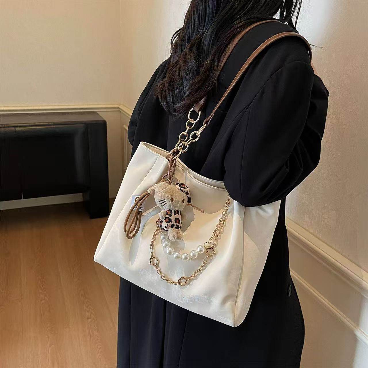 艾米兔女包2025新款时尚复古简约日常百搭大容量单肩斜挎托特包,淘宝优惠券,粉丝福利购,淘宝优惠卷