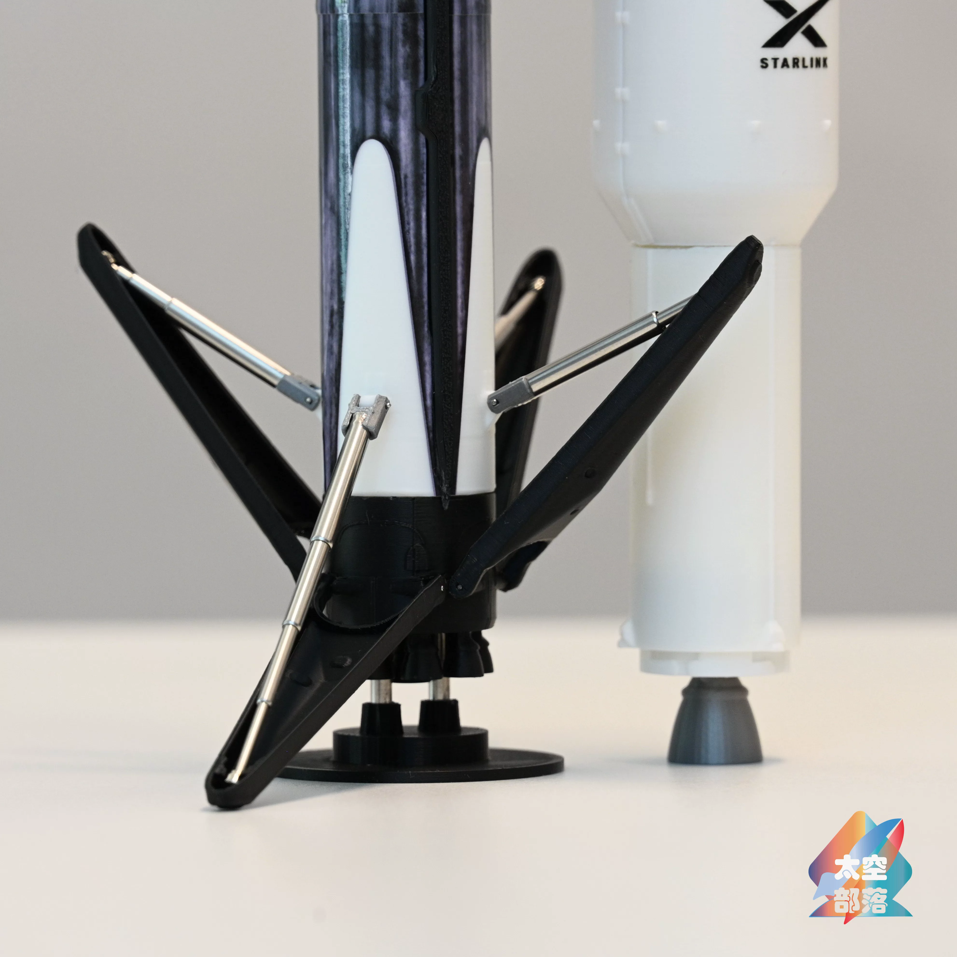 Модель космического корабля SpaceX Falcon Nine Falcon Heavy Dragon Spaceship Rocket Model Block5 - Space Model