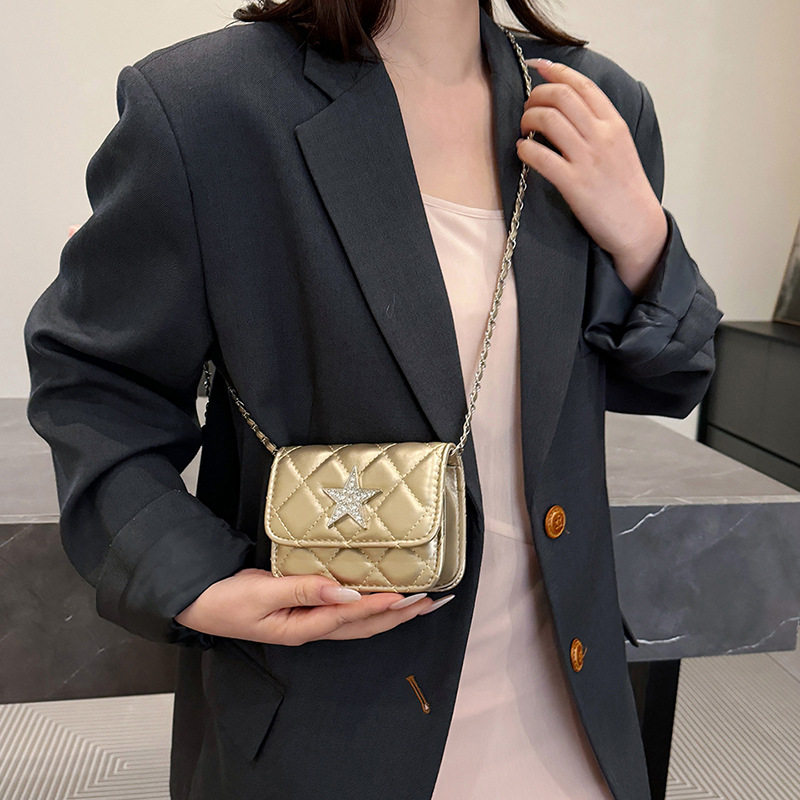 2026包包女新款网红ins风单肩斜挎包时尚百搭小香风链条包手提包,淘宝优惠券,粉丝福利购,淘宝优惠卷